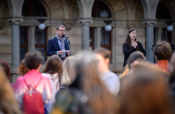 Podporujeme kampaň „Hlas proti násilí“