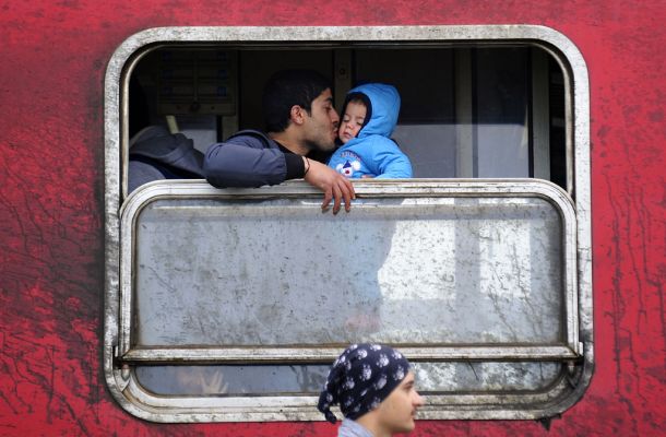 Uprchlíci a migranti: Krize solidarity