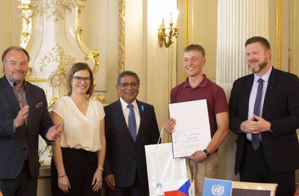 Ocenění pro mladé uprchlíky je uznáním jejich schopností, odolnosti a adaptability