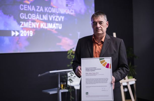 Klimatolog Tolasz se stal historicky prvním  laureátem Ceny za komunikaci změny klimatu