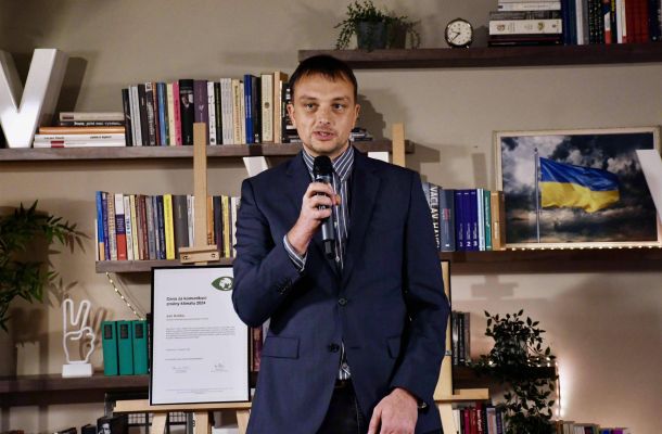 Cenu za komunikaci změny klimatu za rok 2024 získal novinář Jan Kaliba